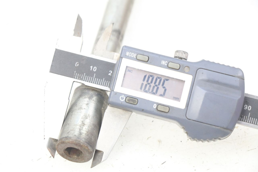 photo de EIXO DA RODA DIANTEIRA PEUGEOT ELYSTAR 50 (2002 - 2014) - Ampliação técnica