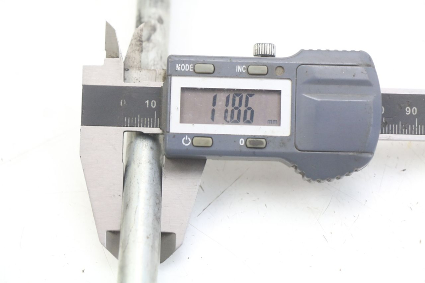 photo de EIXO DA RODA DIANTEIRA HONDA FORZA 125 (2015 - 2016) - Ampliação técnica
