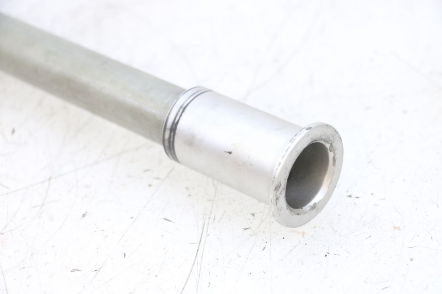 photo de EIXO DA RODA DIANTEIRA SUZUKI GSXR GSX-R 1000 (2003 - 2004) - Pontos de fixação