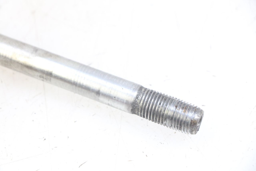 photo de EIXO DA RODA DIANTEIRA APRILIA SCARABEO 100 (2003 - 2012) - Pontos de fixação