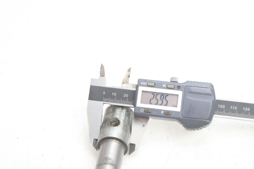 photo de EIXO DA RODA DIANTEIRA HONDA ST PAN EUROPEAN 1100 (1990 - 2002) - Ampliação técnica