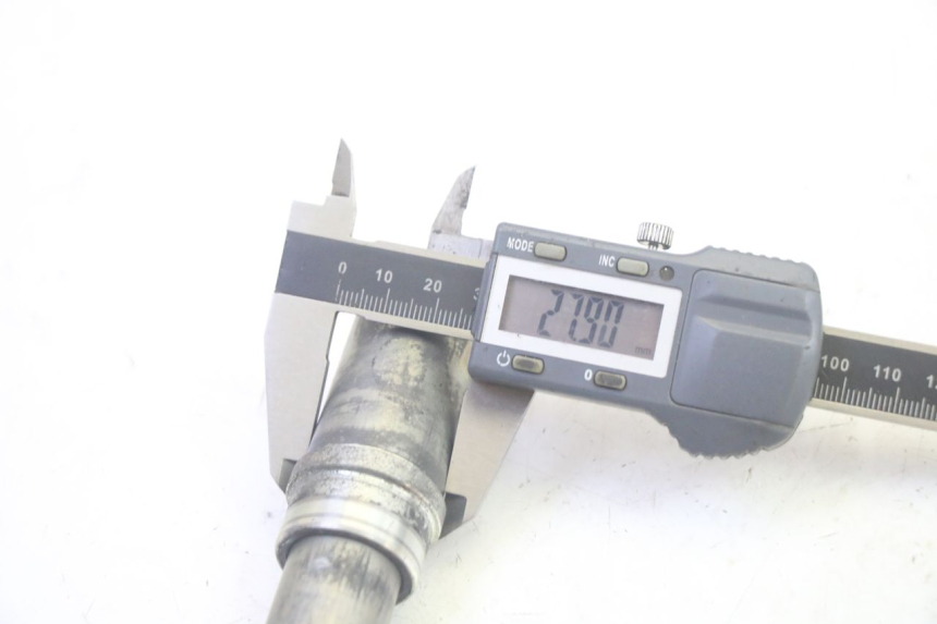 photo de EIXO DA RODA DIANTEIRA YAMAHA TDM ABS 900 (2002 - 2014) - Ampliação técnica