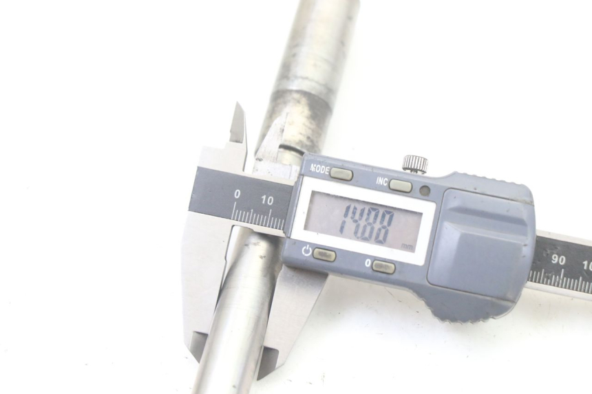 photo de EIXO DA RODA DIANTEIRA YAMAHA X-MAX XMAX 125 (2010 - 2013) - Vista geral