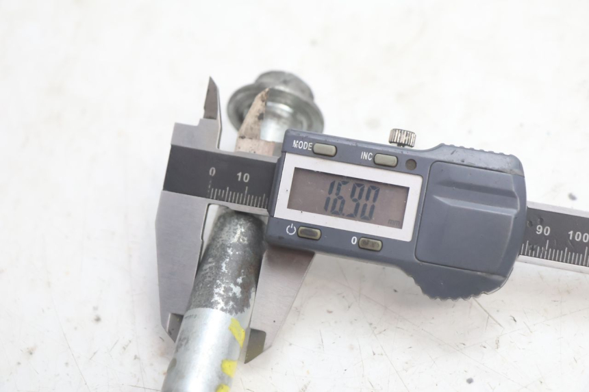 photo de EIXO DA RODA DIANTEIRA YAMAHA XV VIRAGO 535 (1988 - 2004) - Ampliação técnica