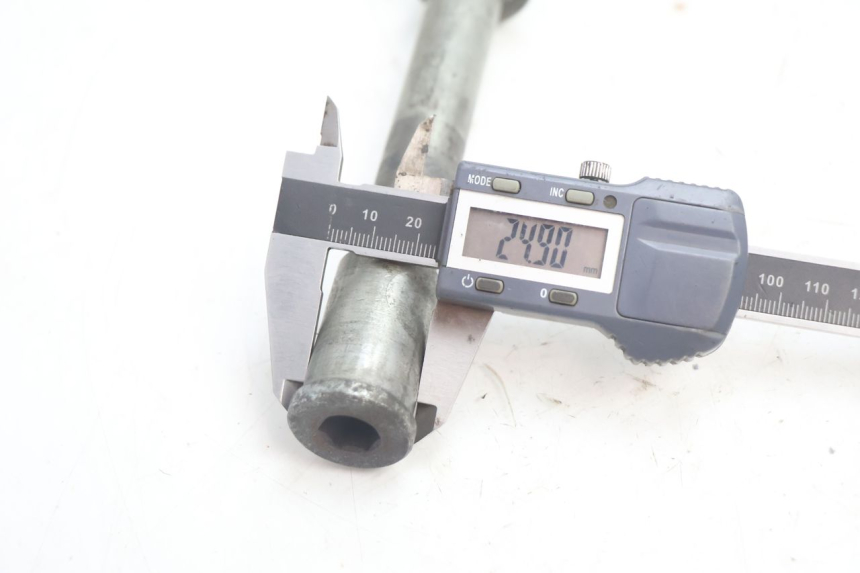 photo de EIXO DA RODA DIANTEIRA KAWASAKI ZX-6R ZX6R 600 (1995 - 1997) - Pontos de fixação