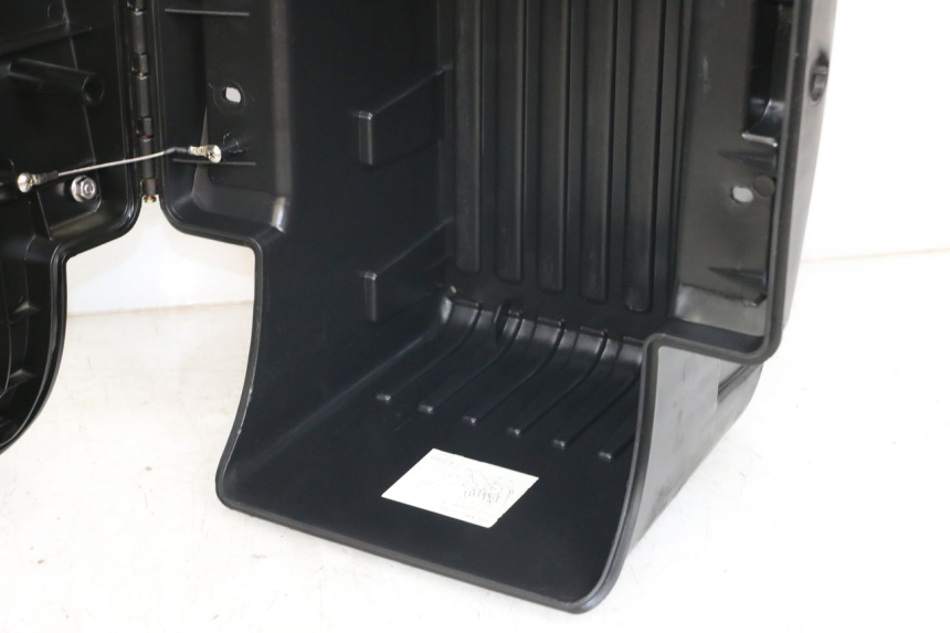 photo de CAIXA DE BATERIA E-MAX 80L 1 (2011 - 2014) - Vista geral