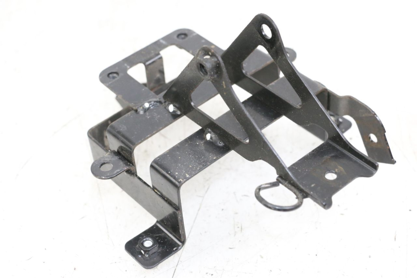 photo de SUPORTE DE BATERIA SUZUKI ADDRESS 110 (2015 - 2020) - Detalhe da peça