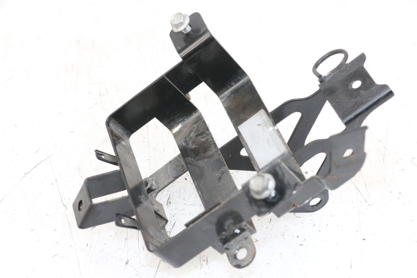 photo de SUPORTE DE BATERIA SUZUKI ADDRESS 110 (2015 - 2020) - Outro ângulo de visão