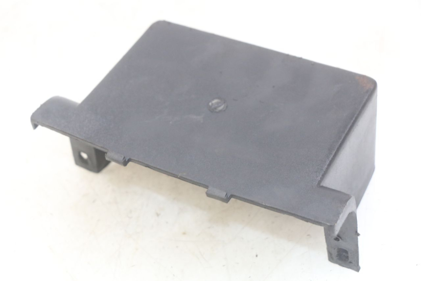 photo de CAIXA DE BATERIA NECO ALEXONE 125 (2017 - 2024) - Zoom do estado de desgaste