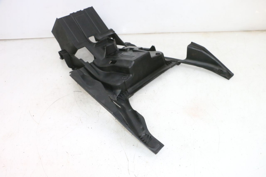 photo de CAIXA DE BATERIA SUZUKI BURGMAN 650 (2013 - 2020) - Outro ângulo de visão
