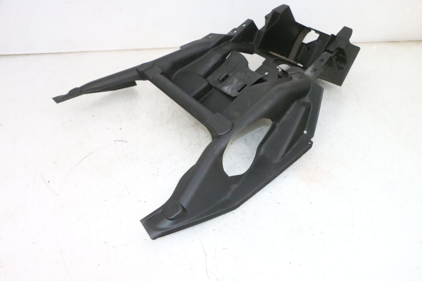 photo de CAIXA DE BATERIA SUZUKI BURGMAN 650 (2013 - 2020) - Ampliação técnica