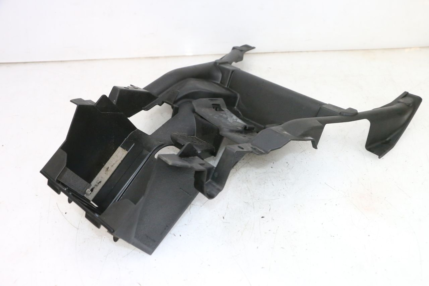 photo de CAIXA DE BATERIA SUZUKI BURGMAN 650 (2013 - 2020) - Pontos de fixação