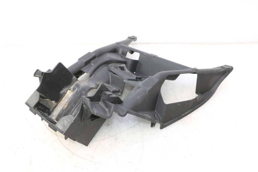 photo de CAIXA DE BATERIA SUZUKI BURGMAN EXECUTIVE ABS 650 (2006 - 2012) - Ampliação técnica