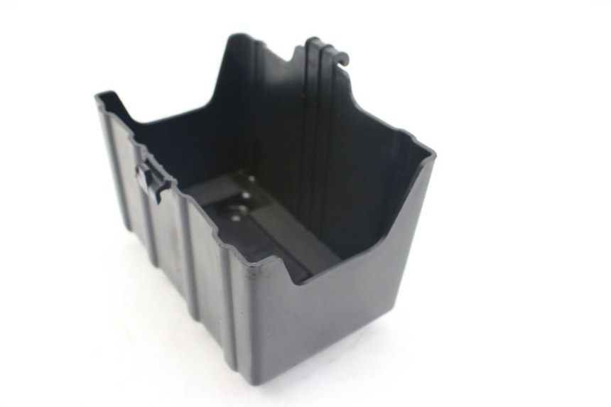 photo de SUPORTE DE BATERIA SYM CITYCOM CITY COM 125 (2009 - 2014) - Outro ângulo de visão