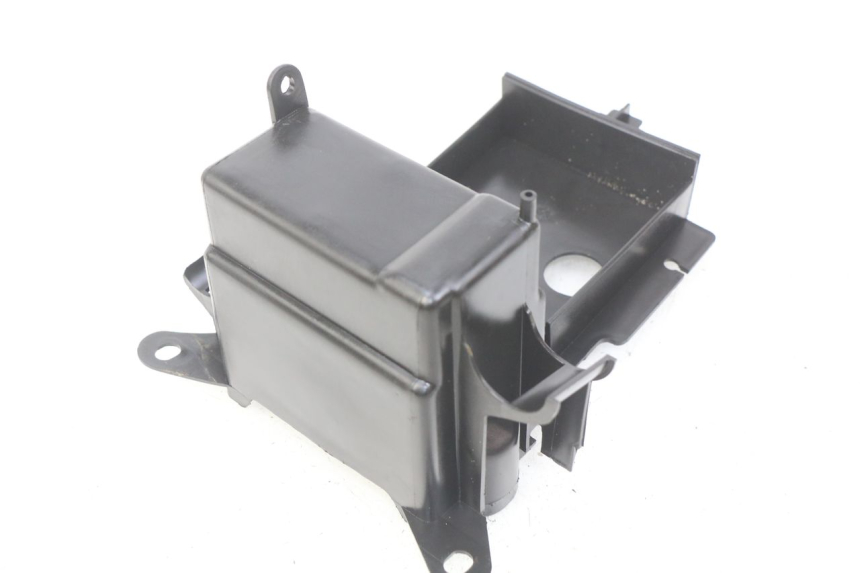 photo de CAIXA DE BATERIA SUZUKI CP 80 (1985 - 1996) - Zoom do estado de desgaste
