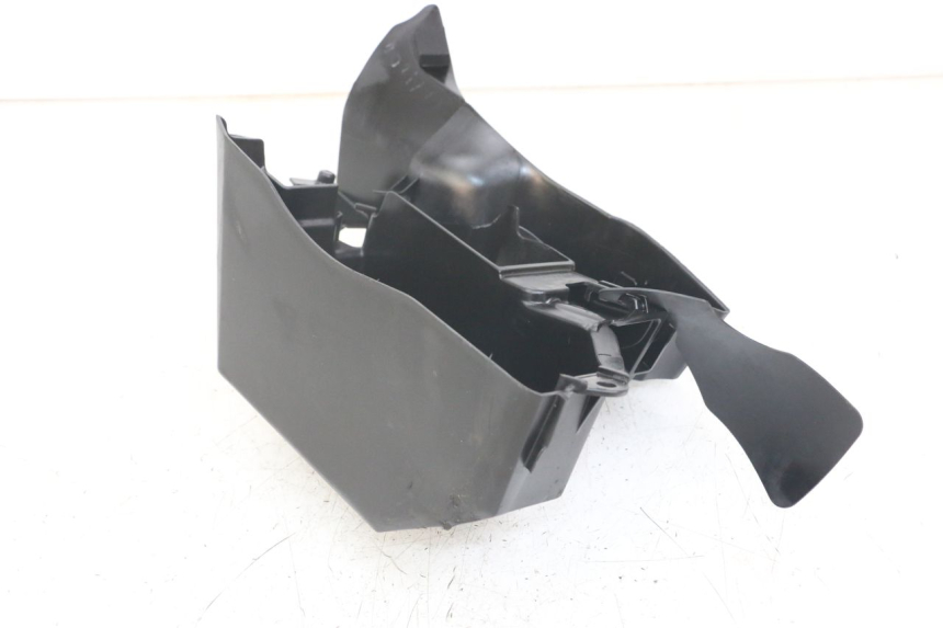 photo de CAIXA DE BATERIA KAWASAKI ER-6 ER6 N 650 (2012 - 2016) - Zoom do estado de desgaste