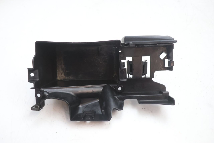 photo de SUPORTE DE BATERIA KAWASAKI ER-6 ER6 N 650 (2005 - 2009) - Zoom do estado de desgaste