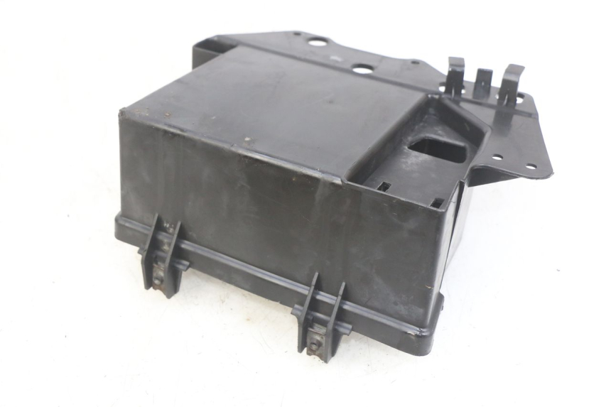 photo de CAIXA DE BATERIA HONDA FES PANTHEON 2T 125 (1998 - 2002) - Zoom do estado de desgaste