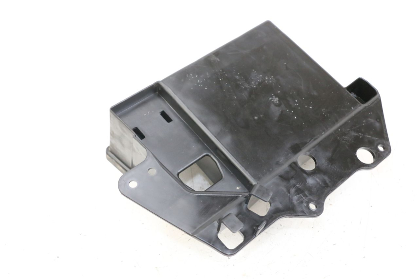 photo de CAIXA DE BATERIA HONDA FES PANTHEON 2T 125 (1998 - 2002) - Zoom do estado de desgaste