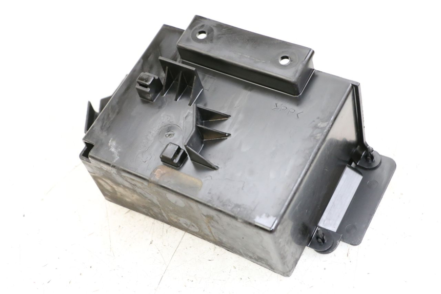 photo de CAIXA DE BATERIA YAMAHA FJR ABS 1300 (2006 - 2012) - Detalhe da peça