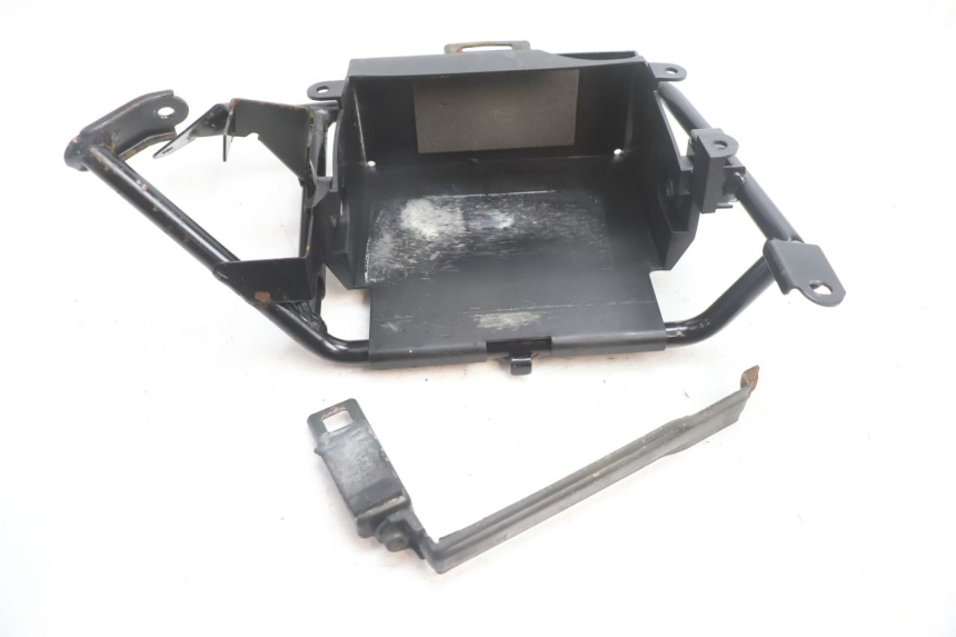 photo de CAIXA DE BATERIA YAMAHA FJR 1300 (2001 - 2005) - Zoom do estado de desgaste