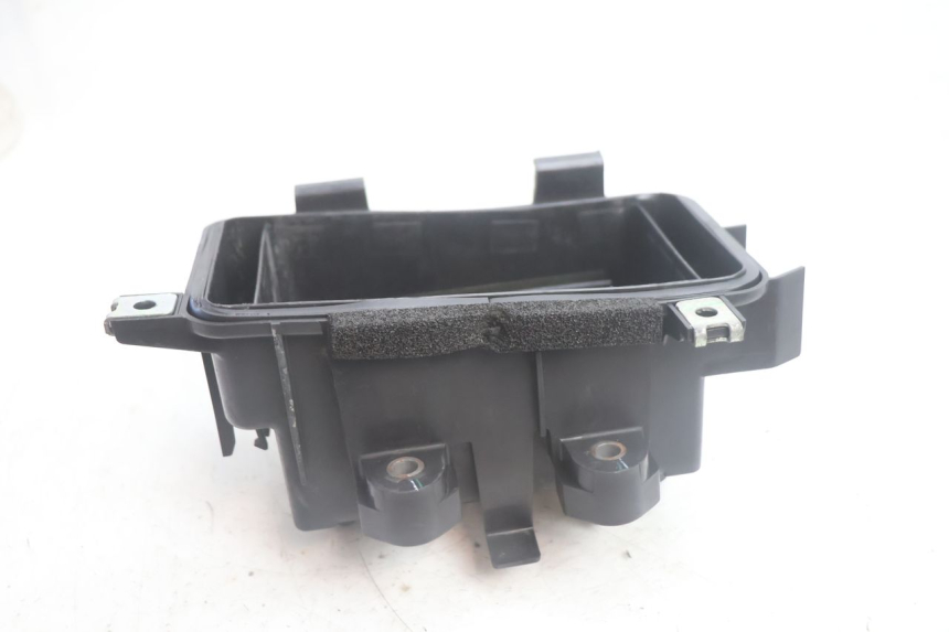 photo de SUPORTE DE BATERIA HONDA FJS SILVER WING SILVERWING 400 (2005 - 2008) - Zoom do estado de desgaste