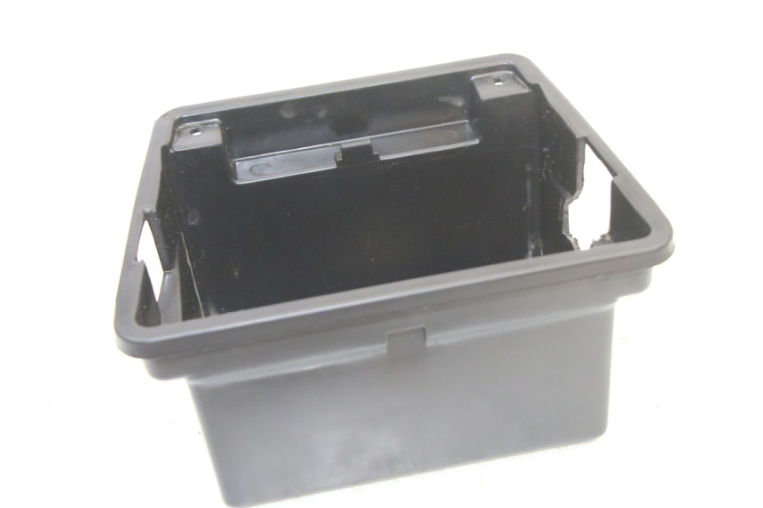 photo de SUPORTE DE BATERIA VENESI FLY RETRO 4T 50 (2020 - 2025) - Vista principal