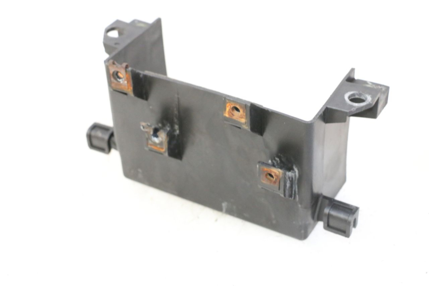 photo de SUPORTE DE BATERIA YAMAHA FZ6 FAZER S2 600 (2007 - 2011) - Zoom do estado de desgaste