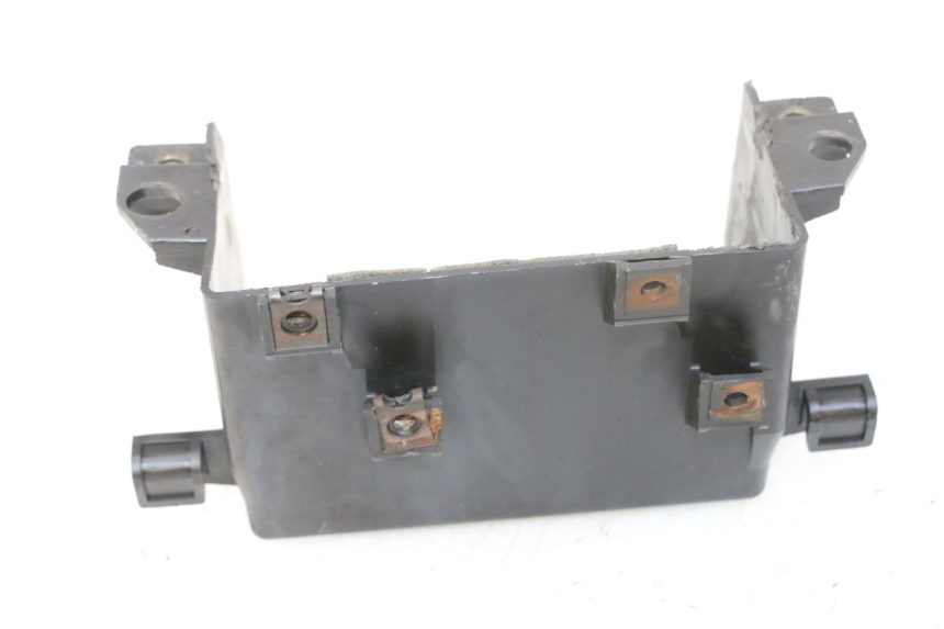 photo de SUPORTE DE BATERIA YAMAHA FZ6 N FAZER 600 (2004 - 2006) - Outro ângulo de visão
