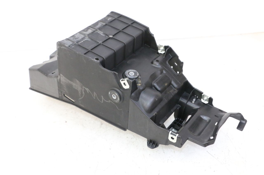 photo de SUPORTE DE BATERIA BMW G310 R 310 (2016 - 2020) - Zoom do estado de desgaste