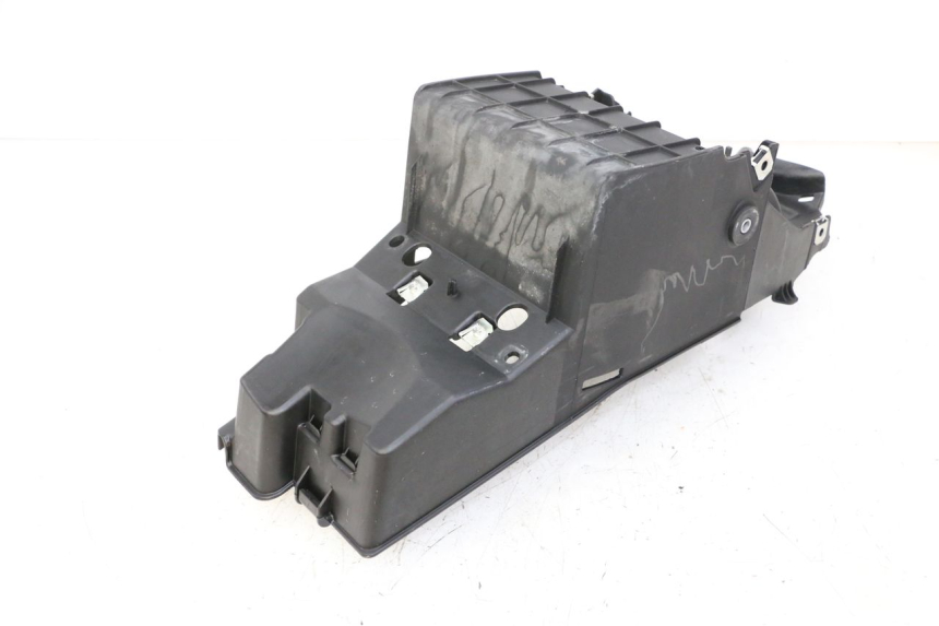 photo de SUPORTE DE BATERIA BMW G310 R 310 (2016 - 2020) - Outro ângulo de visão