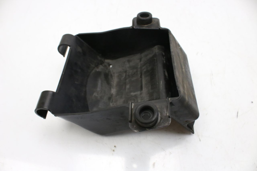 photo de CAIXA DE BATERIA SUZUKI GSF S BANDIT 600 (2000 - 2004) - Outro ângulo de visão