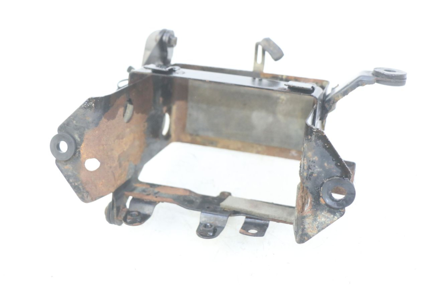 photo de SUPORTE DE BATERIA SUZUKI GSX-F GSX  F 1100 (1988 - 1994) - Outro ângulo de visão