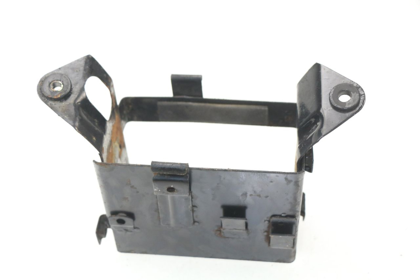 photo de CAIXA DE BATERIA SUZUKI GSXF GSX F 600 (1988 - 1997) - Outro ângulo de visão