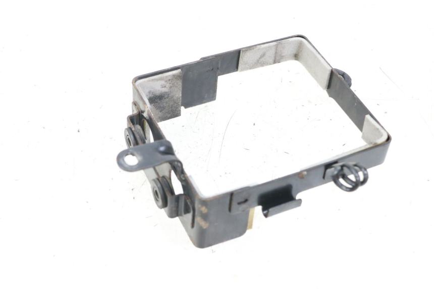photo de CAIXA DE BATERIA SUZUKI GZ MARAUDER 125 (1998 - 2004) - Detalhe da peça