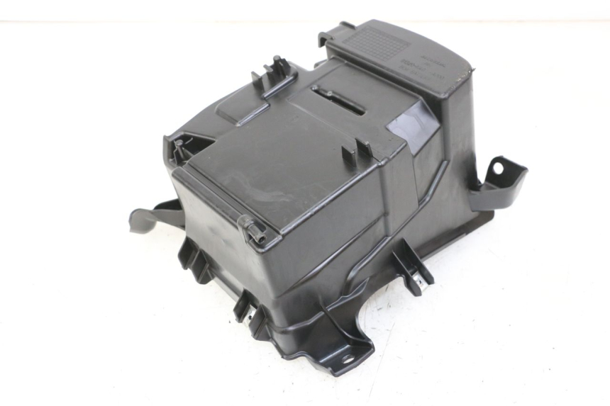 photo de SUPORTE DE BATERIA HONDA FORZA 125 (2021 - 2025) - Zoom do estado de desgaste