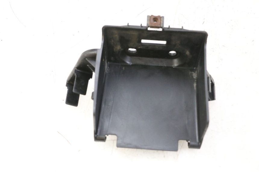 photo de SUPORTE DE BATERIA HONDA NES AROBASE 125 (2000 - 2003) - Detalhe da peça