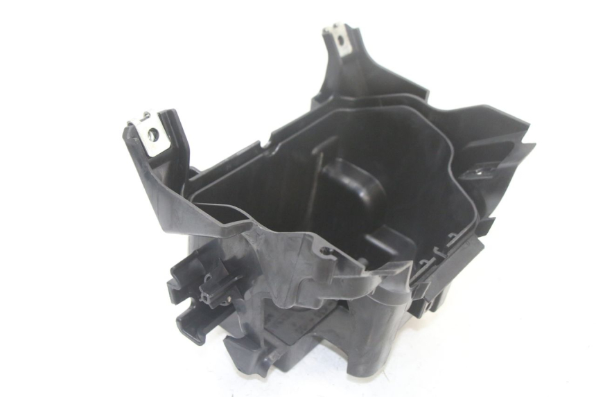 photo de SUPORTE DE BATERIA HONDA PCX (JF57/JF64) 125 (2014 - 2018) - Zoom do estado de desgaste