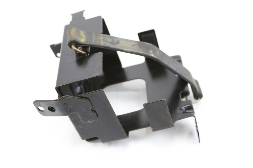 photo de SUPORTE DE BATERIA SYM HUSKY 125 (1999 - 2005) - Zoom do estado de desgaste