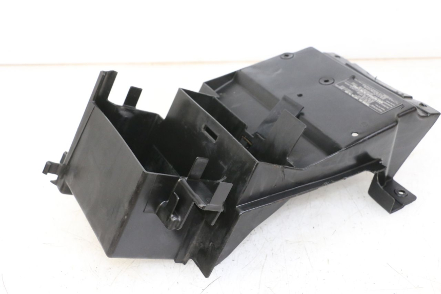 photo de CAIXA DE BATERIA KAWASAKI ZR7 ZR-7 S 750 (1999 - 2004) - Vista principal