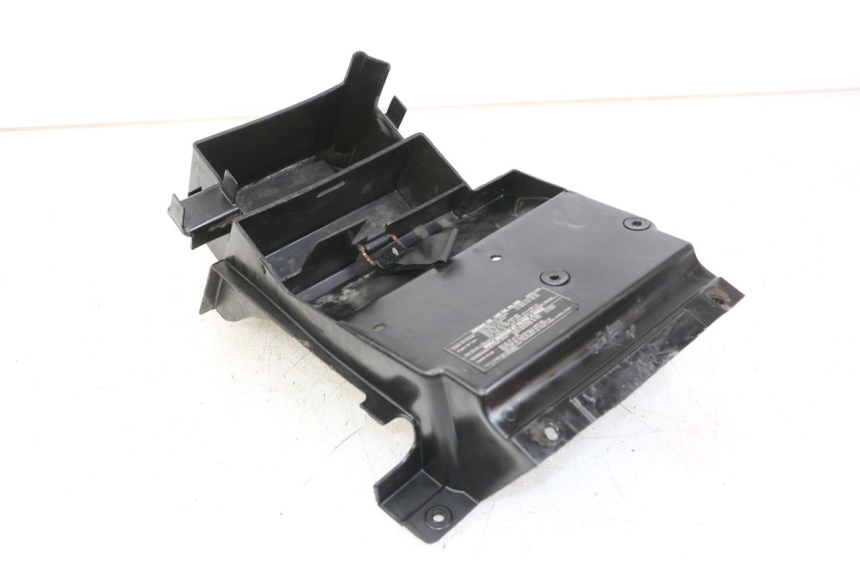 photo de CAIXA DE BATERIA KAWASAKI ZR7 ZR-7 S 750 (1999 - 2004) - Vista geral