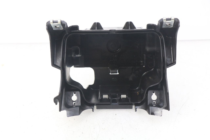 photo de SUPORTE DE BATERIA HONDA PCX (JF57/JF64) 125 (2014 - 2018) - Detalhe da peça