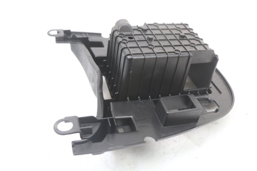 photo de SUPORTE DE BATERIA PEUGEOT DJANGO 125 (2014 - 2017) - Ampliação técnica