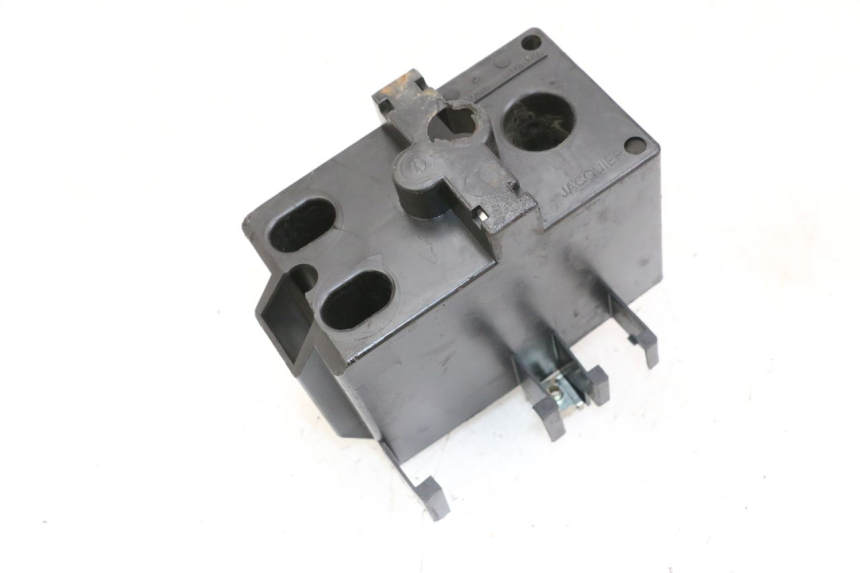 photo de SUPORTE DE BATERIA PEUGEOT LUDIX 50 (2005 - 2007) - Outro ângulo de visão