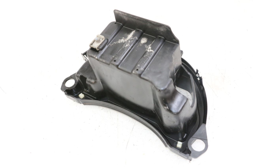 photo de SUPORTE DE BATERIA PIAGGIO LIBERTY IGET 4T 50 (2021 - 2025) - Zoom do estado de desgaste