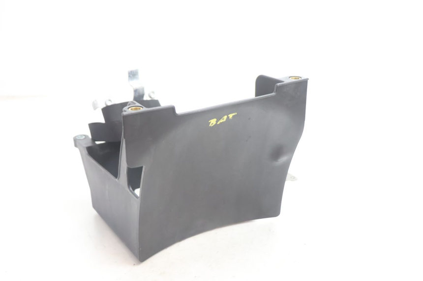 photo de CAIXA DE BATERIA HARLEY DAVIDSON ROAD GLIDE FLTRXSE 1920 (2018 - 2022) - Ampliação técnica