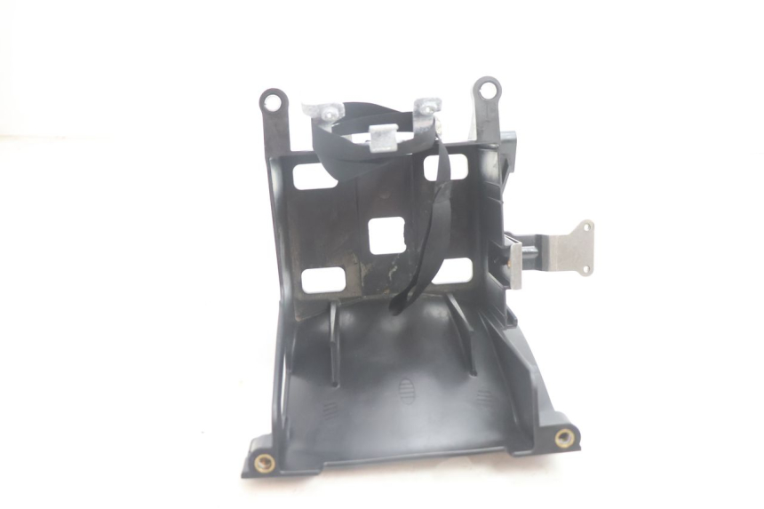 photo de CAIXA DE BATERIA HARLEY DAVIDSON ROAD GLIDE FLTRXSE 1920 (2018 - 2022) - Vista geral