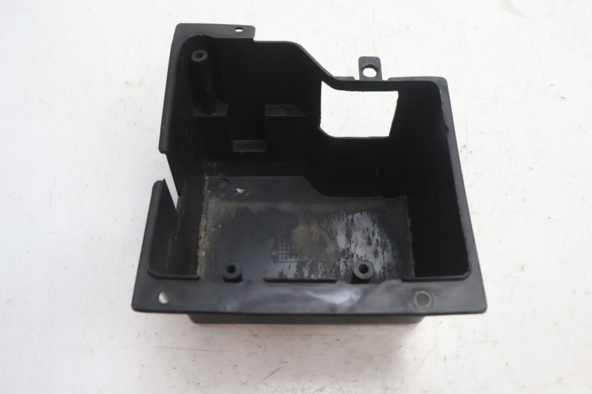 photo de SUPORTE DE BATERIA TNT MOTOR ROMA 10' 4T 50 (2007 - 2018) - Zoom do estado de desgaste