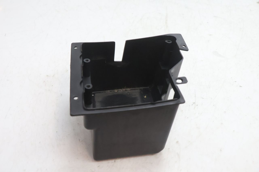 photo de SUPORTE DE BATERIA TNT MOTOR ROMA 10' 4T 50 (2007 - 2018) - Outro ângulo de visão