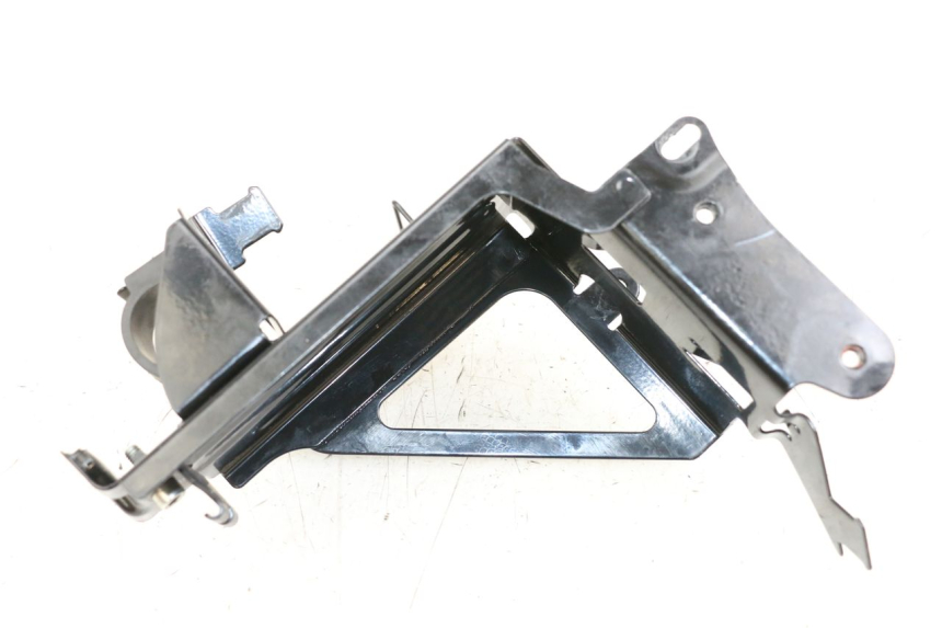 photo de SUPORTE DE BATERIA ROYAL ENFIELD CONTINENTAL GT 650 (2019 - 2024) - Detalhe da peça